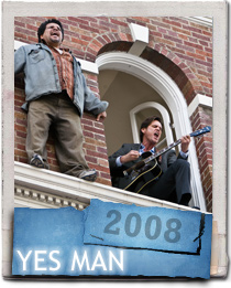 Jim Carrey & Luis Guzman in Yes Man
